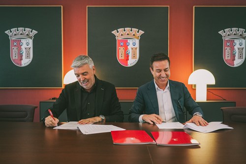 SC Braga E SABSEG Reforçam Parceria Até 2028 Imagem Assinatura Contrato