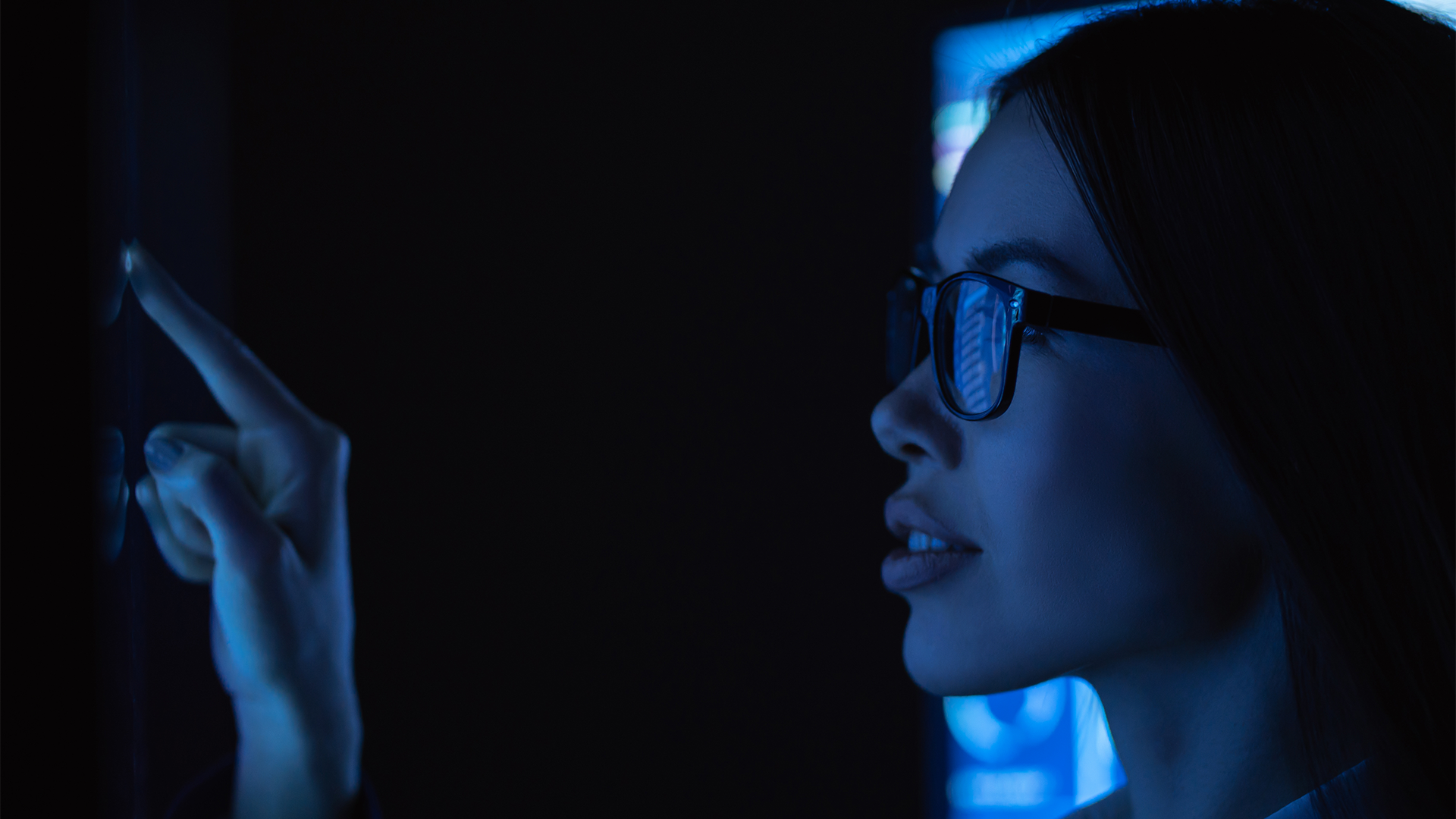 The Young Business Woman Touches Sensor Surface 2022 06 07 18 12 59 Utc